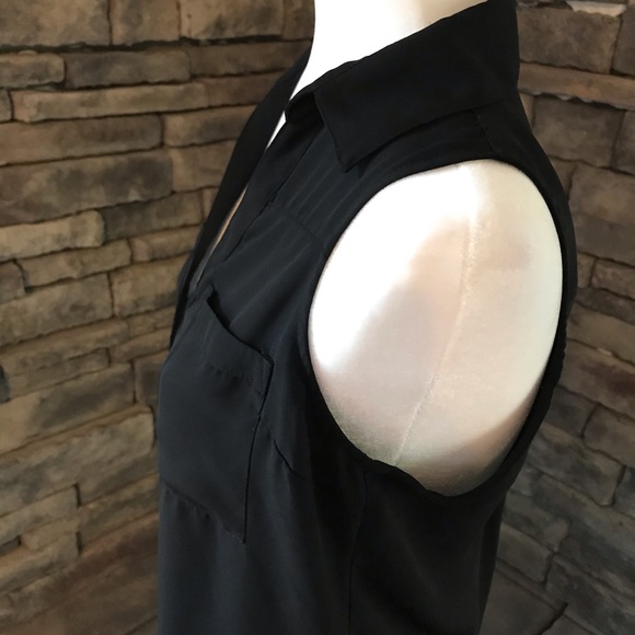 Express black button down with collar sleeveless - Picture 3 of 8
